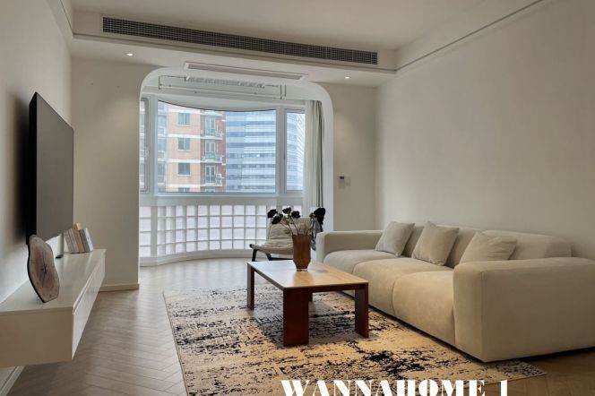 Great Compound+Modern&Spacious 2Bdrs 1Bath Apt+L2/3/4 Zhong Shan Park+Awesome View