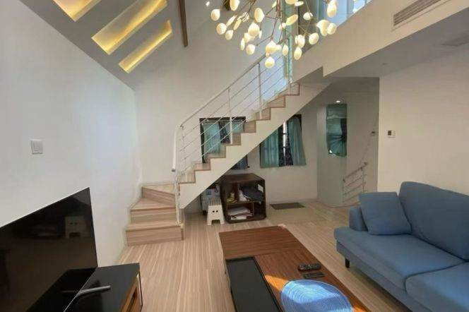 Single house@2brs&2baths with yard on Wukang Road