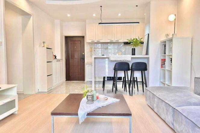 12.5k Clean 2Br 2Bathr Nr Jiangsu Rd.line2/11