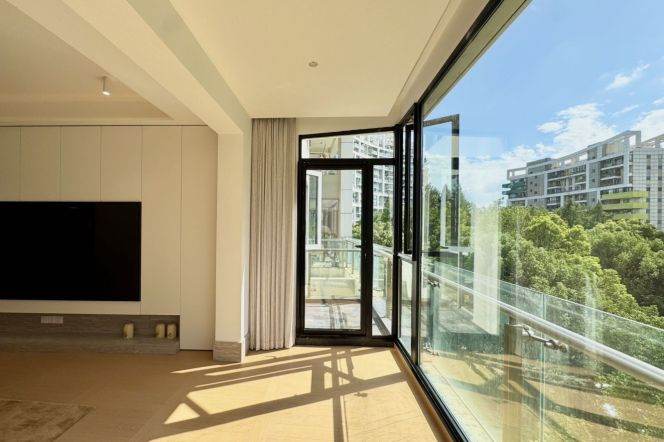  Quality 2br with floor heating nr Century Park   L2&14