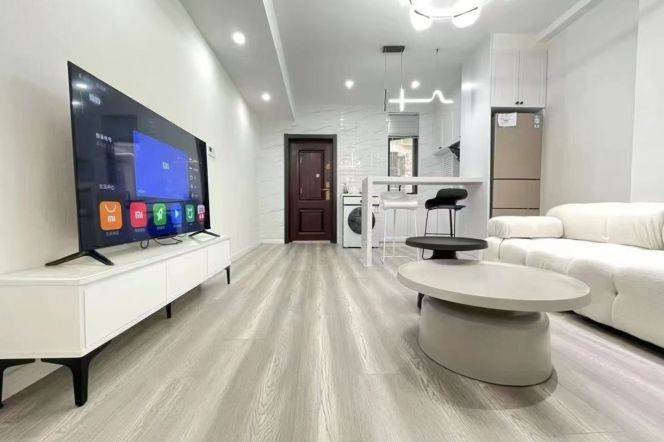 Nice 1br/1lr@changshu rd sta 6.2k