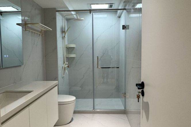 Fabulous 2Br Apt +Scenic windows + floor heating | Chang Ping L7