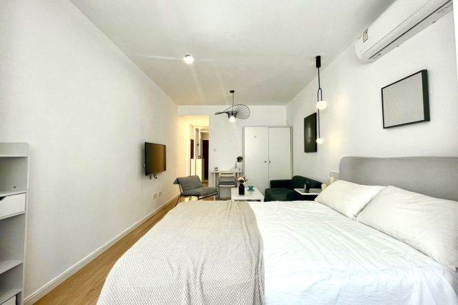 1 br near L10 hongqiao rd station+SJTU