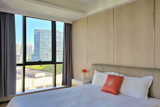 2br service apartment Near Weining Rd (Line 2)