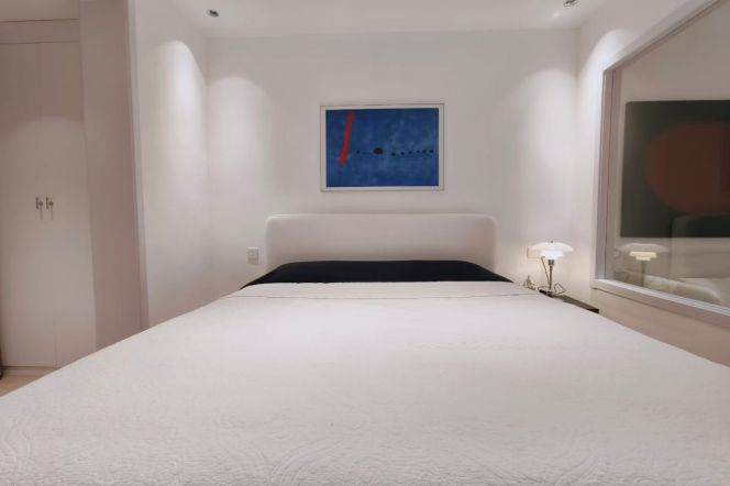 Fresh 1br Nr Longcao road M3