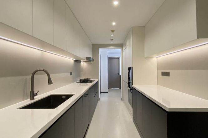 modern big 3brs floor heating modern furniture in Shimao Huang pu river 