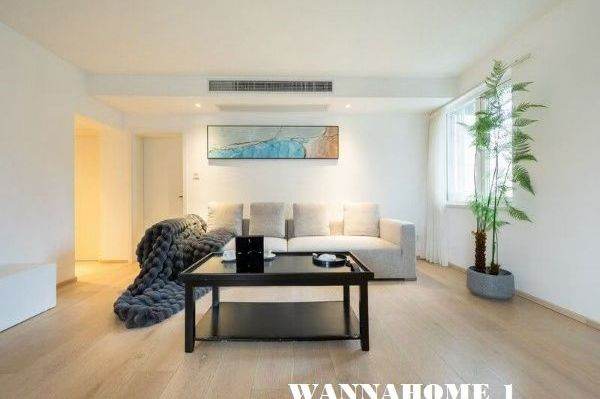  Open Balcony+Awesome View+Spacious&Modern 2Brs 1Bath Apt+Nice Compound+Xin Tian Di CBD