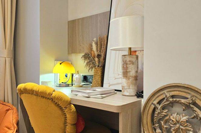 1br studio Near Yanchang Rd Station(Line 1)