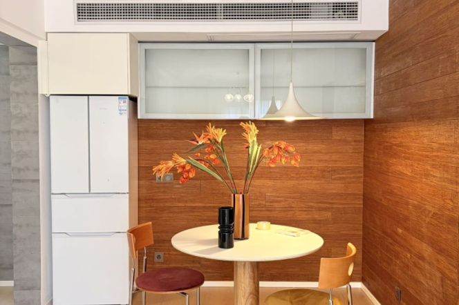 Grand Plaza @Julu lu/Fumin lu | Bar street | Standard 2br-1bathr | Great sunshine