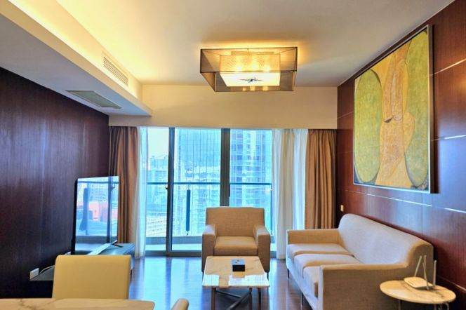 2br Service apt in Xuhui District Near Xujiahui Station(Line 9/11)