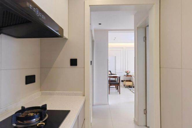 Stylish & Bright 1 br on high floor near NYU ,easy to L 8 LingZhaoXinCun st.