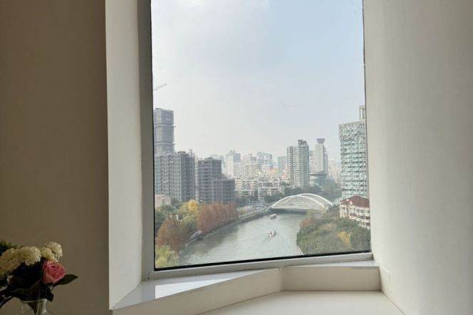 Spacious 2BR Apt +River view | West Nanjing rd Mt L2&12&13 | Suzhou Creek