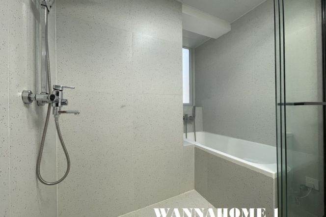 New&Spacious 2Bdrs 2Baths Apt+Zhong Shan Park+Awesome View+Top Compound+Large Covered Balcony