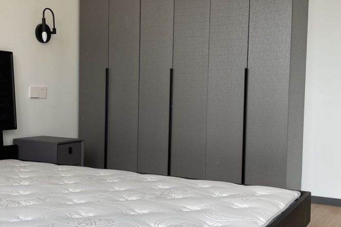 Quality one bedroom elevator Apt+heating+oven@Hengshan Rd