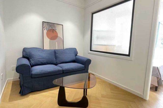 Modern&Spacious&Bright 1Bdr 1Bath Apt+L2/3/4 Zhong Shan Park+Large Closet+2F Walk Up