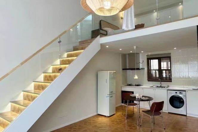  Unique 1br old house nr South Shaanxi Rd    L1/10/12/13  