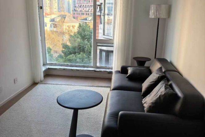 Grand Plaza @Julu lu/Fumin lu | Bar street | Standard 2br-1bathr | Great sunshine