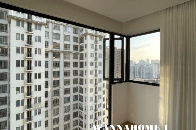 Fabulous&Spacious 1Bdr 1Bath Apt+Zhong Shan Park+Large Covered Balcony+Nice Compound