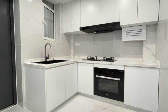 Modern&Spacious&Bright 1Bdr 1Bath Apt+L2/3/4 Zhong Shan Park+Large Closet+2F Walk Up