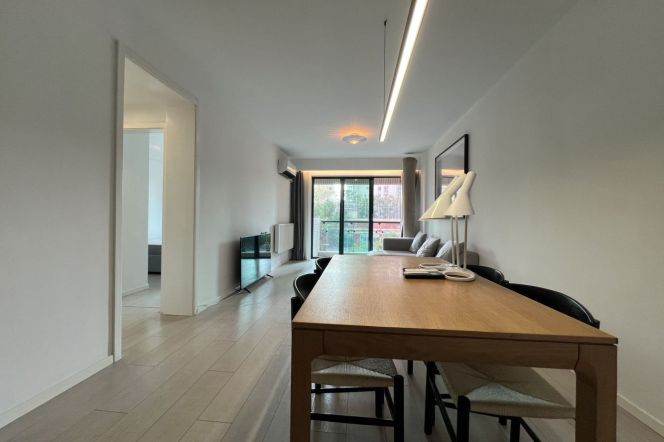 2 Brs, 2 Baths with Open Balcony, Gym/Swimming Pool @ Jiangsu rd station L2&11