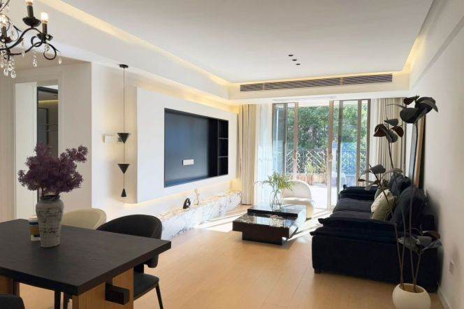 Hongbaoshi/Yili Rd metro/2br2bt/central AC/floor heat/oven/terrace