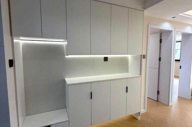 Beixinjing 2BR 2LR@L2,central AC/bright room/big living room