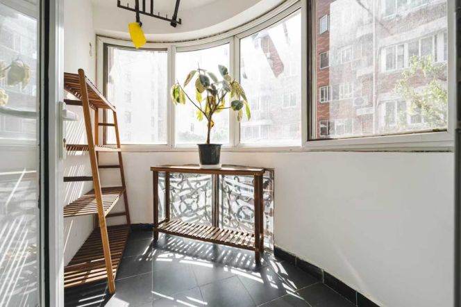 Yanping rd/charming 2br 2lr/bright room/elevator,Wuning rd@L13/14