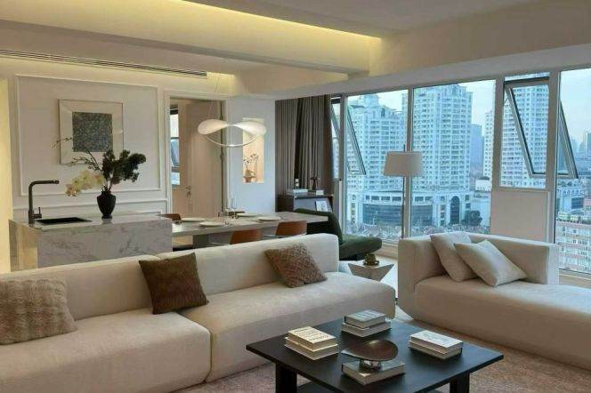 Spacious and bright 3Br/2bt@Iapm 166sqm with ceiling to floor windows quality design