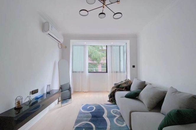 1br-Jiaotong University-5 minutes to Line 2/11-Jiangsu Road