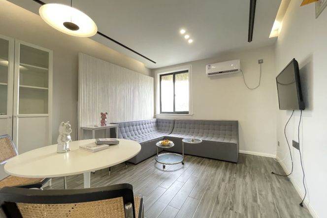 Nice 1br/1bt Apt close Shanghai Library