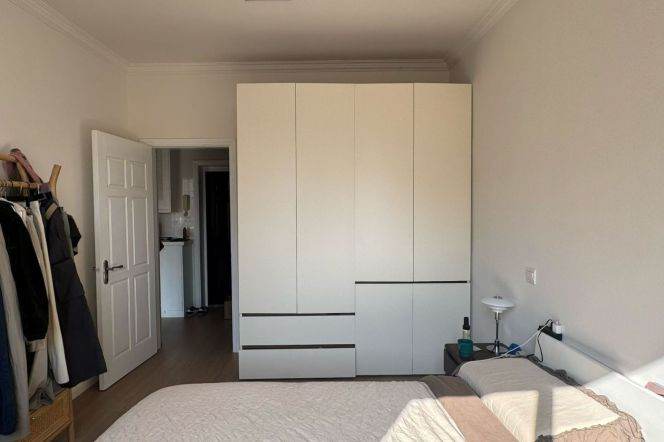 Bright 1Br/1Lr/1Bt apt nr South shanxi rd,M1/9/10/12