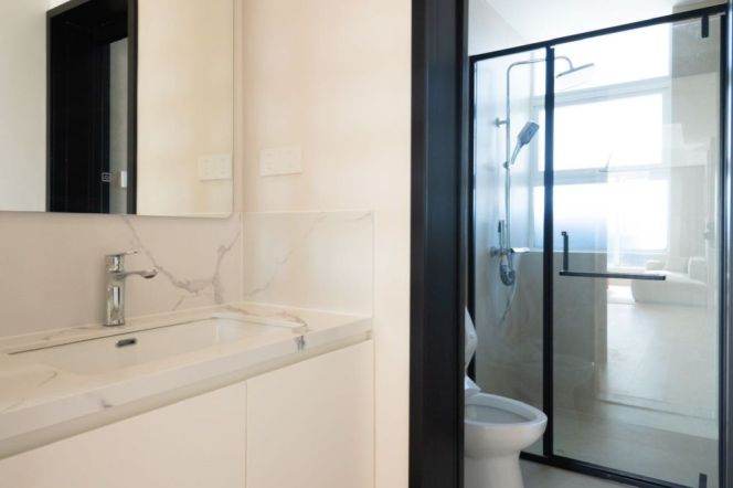 Guanbei Mansion, 4-bedroom with 360° panoramic views, featuring two subway stations