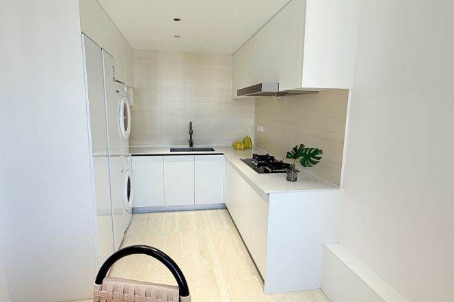 Fresh spacious 3brs Nr madang road M9/13