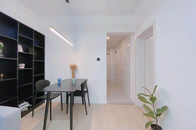1br-Jiaotong University-5 minutes to Line 2/11-Jiangsu Road