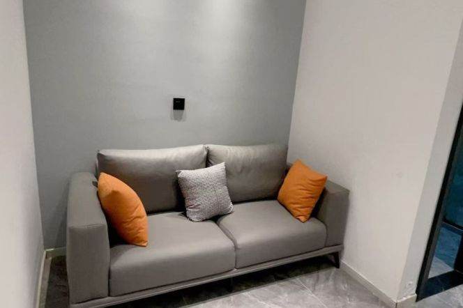 Spacious-near the Jiangan Monastery-lift-Jiangning rd/Jingan area/L7/13