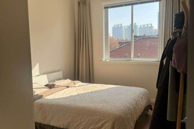 Bright 1Br/1Lr/1Bt apt nr South shanxi rd,M1/9/10/12