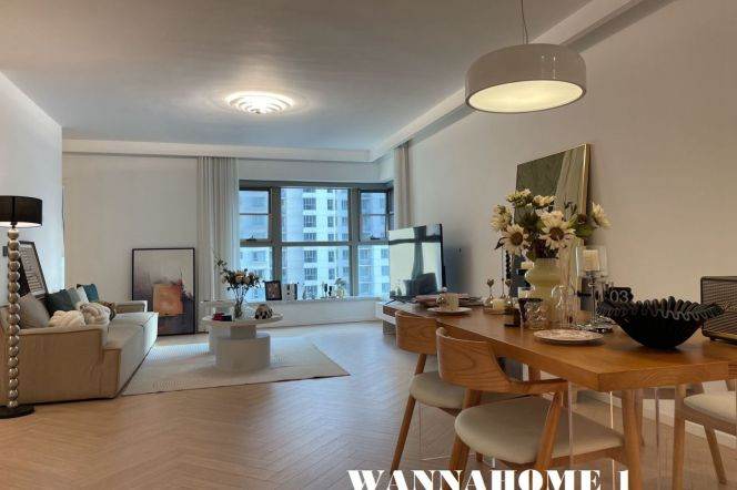 Top Compound+Jing An Temple+ Modern&Spacious&Bright 3Bdrs 2Baths Apt+Free Club 