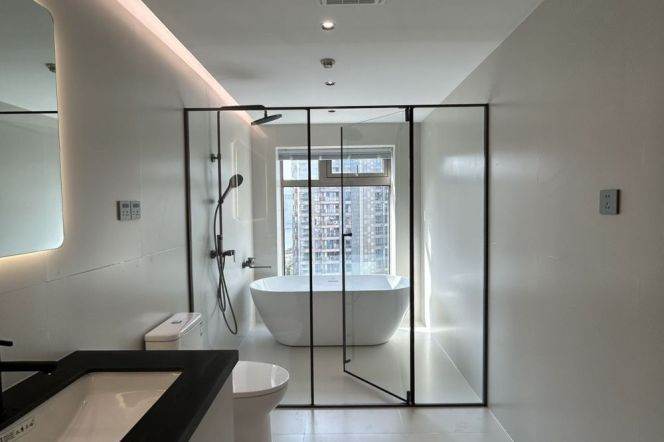 brand new modern big 4brs floor heating modern furniture beside Huang pu river 