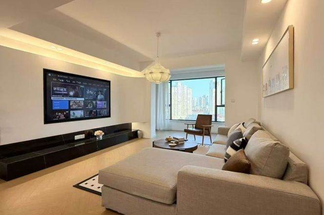 Morden 3brs with floor heating nearby  west nan jing road CBD
