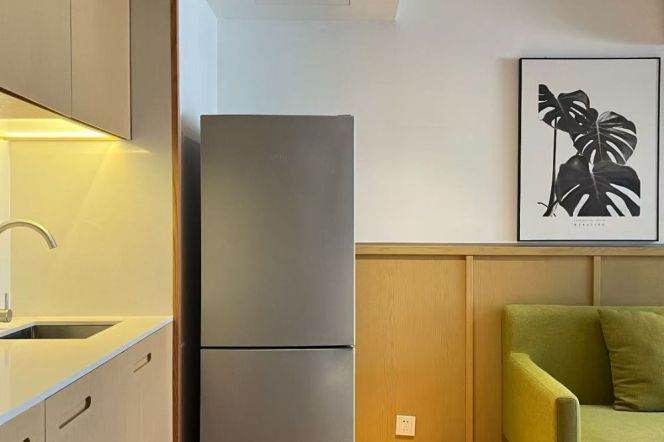 1Loft with terrace near line 15 East China Uni of Science and Technology can long and short lease