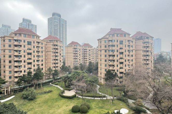 modern 3brs floor heating open balcony modern furniture in Lujiazui line 2,9,14 