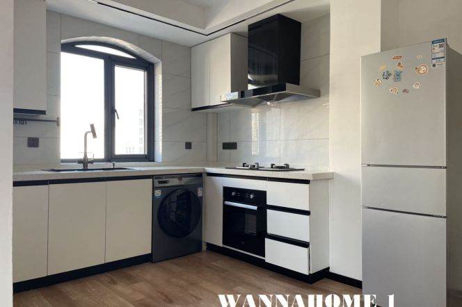 Really Bright&Modern&Spacious 1Bdr 1Bath Apt+Nice View+Jing An Temple/Large Closet