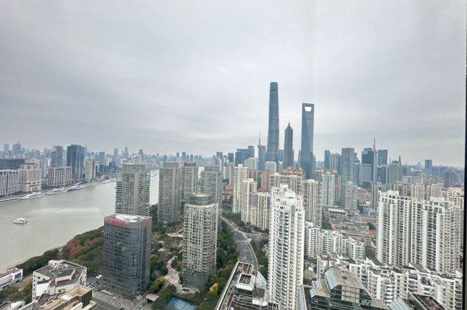 modern 2brs perfect river view beside Huang pu river IFC Lujiazui only 19.5K