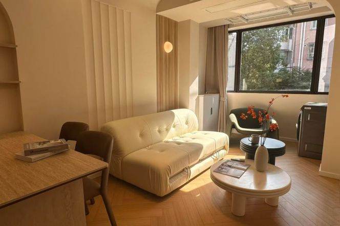 Cozy and quality 1br apt +1 office，close to metro Line 12 