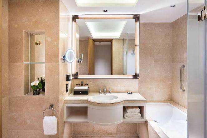 Brand-new luxury 1br serviced apt in Jing'an nr L3,4,8