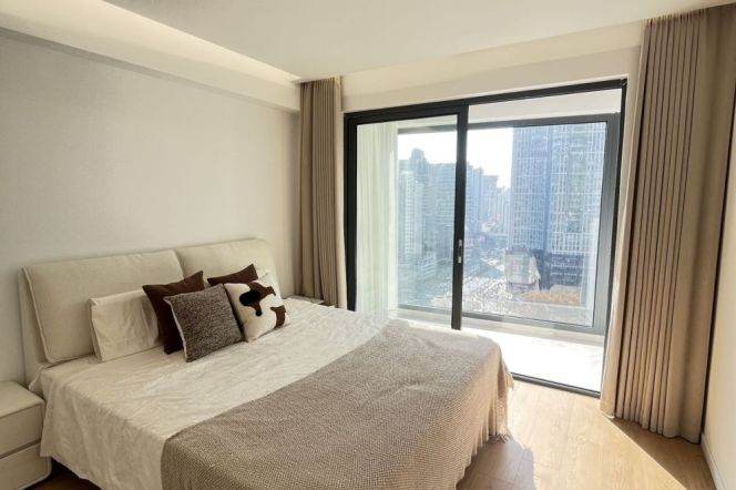modern brand new big 3brs floor heating near Chang shou park ,line 7,13 only 23K