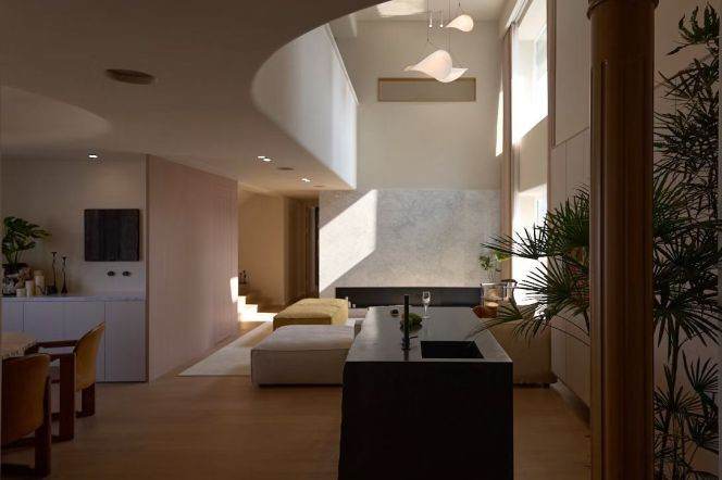 SUPER SIZE Penthouse 5br with Terrace and Balcony @West Nanjing Rd