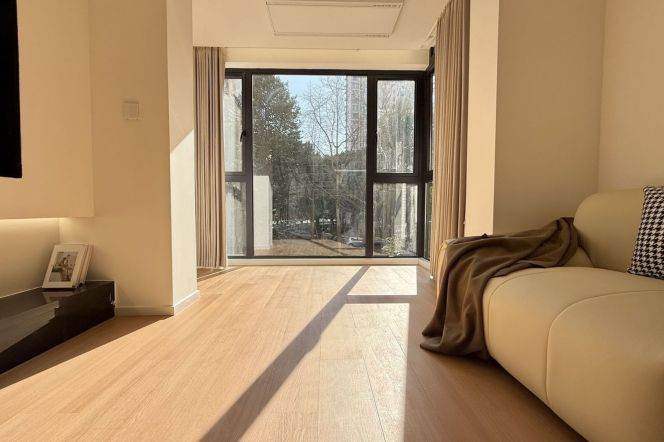 loushanguan rd floor heat /elevator 1BR @L2/15