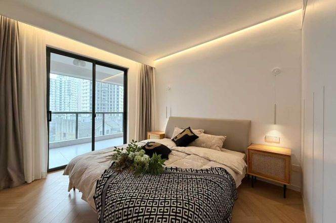 Outdoor balcony,3br,Nr West Nan Jing rd station L2,12,13