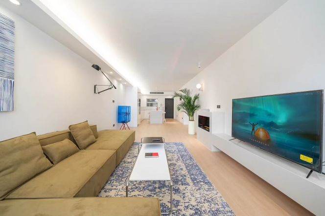 1 Big Br with Open Balcony, 110 sqm, Floor Heating @ Dapuqiao station L9